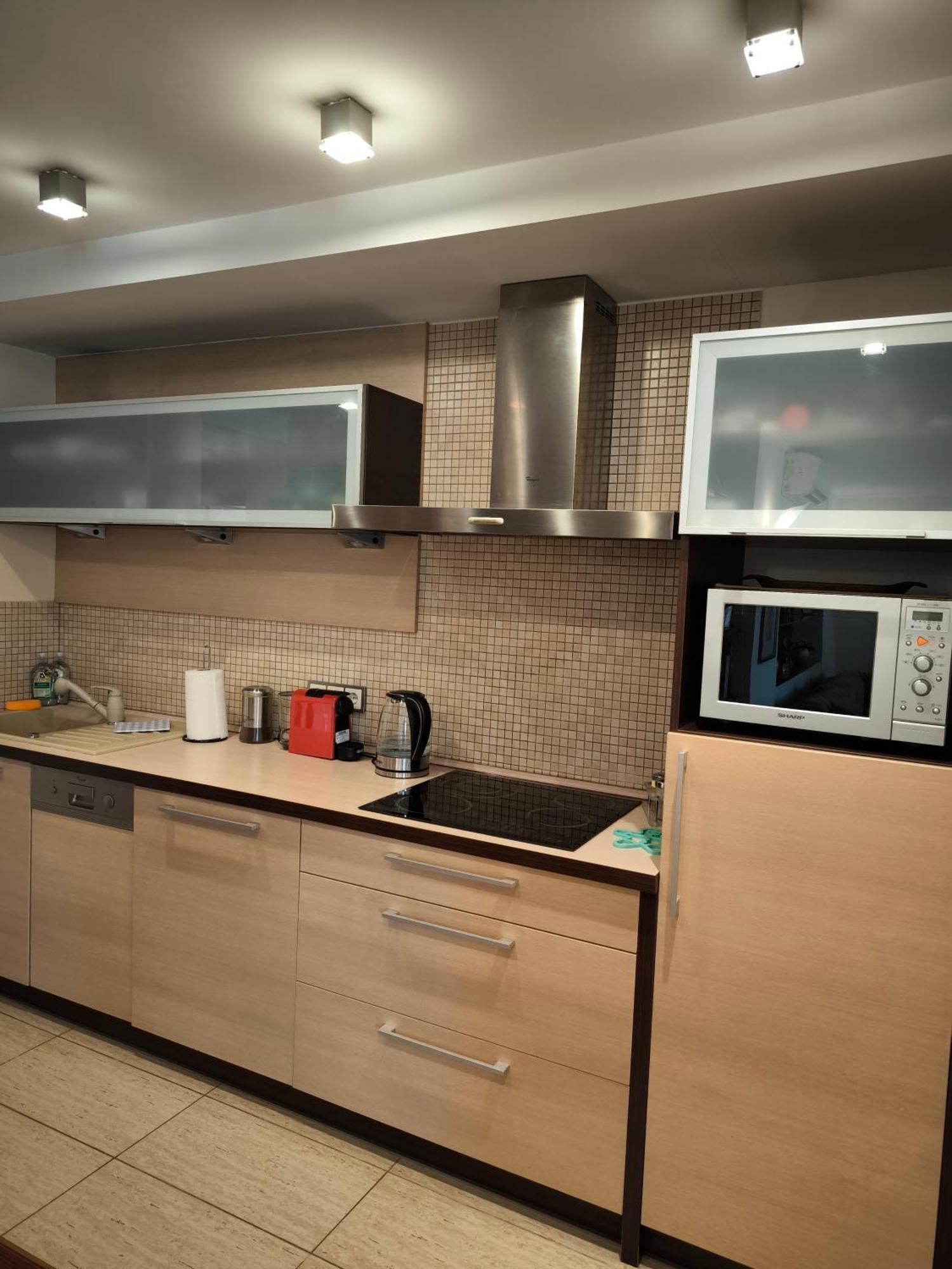 Uroczy Apartament Przy Deptaku Z Parkingiem. Поляница-Здрой Екстериор снимка